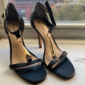 Worn Once Size 7.5 Pour La Victoire Heels